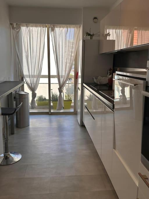 Appartement Panoramique Sur Mer Тулон Екстер'єр фото
