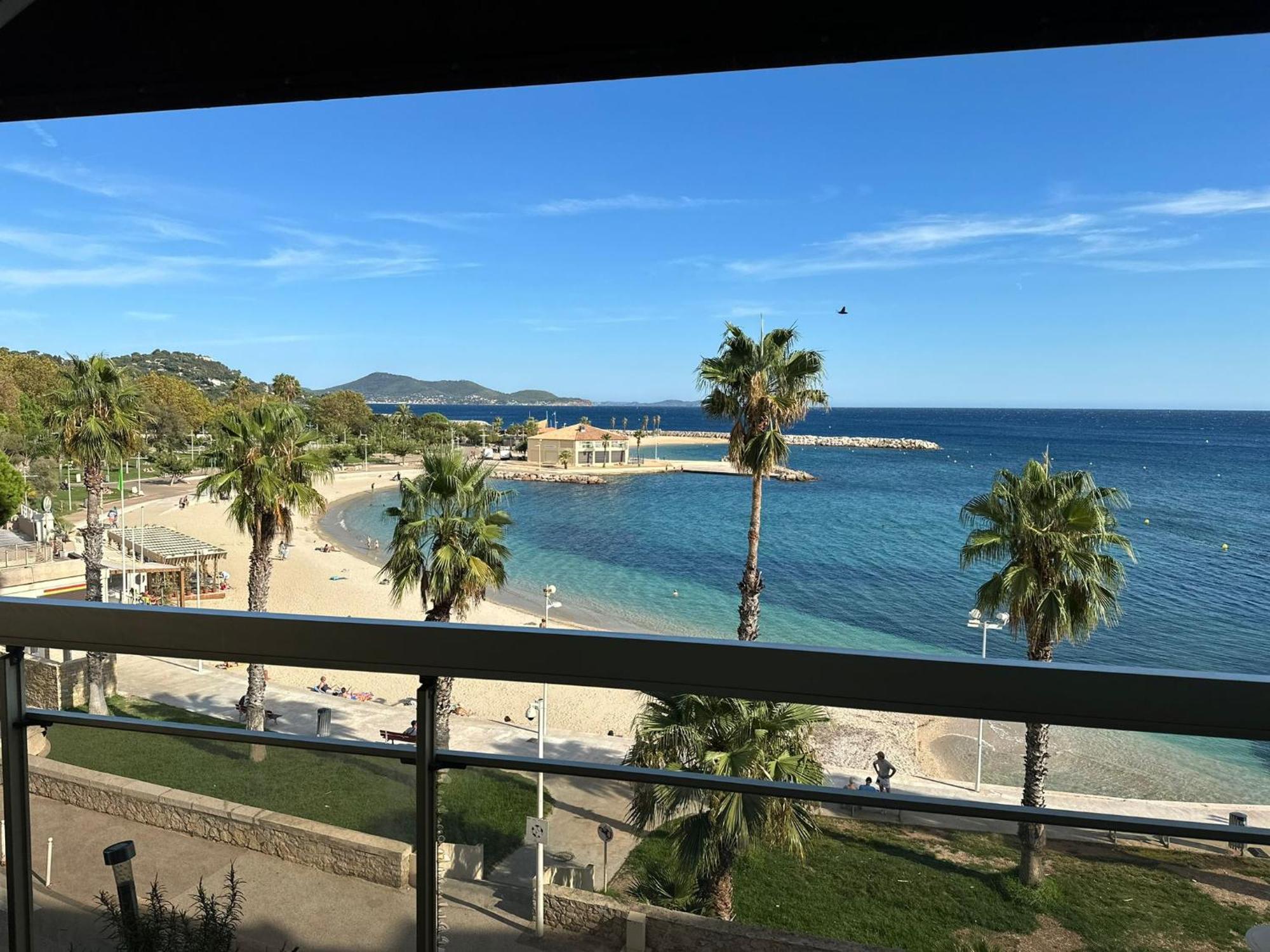Appartement Panoramique Sur Mer Тулон Екстер'єр фото